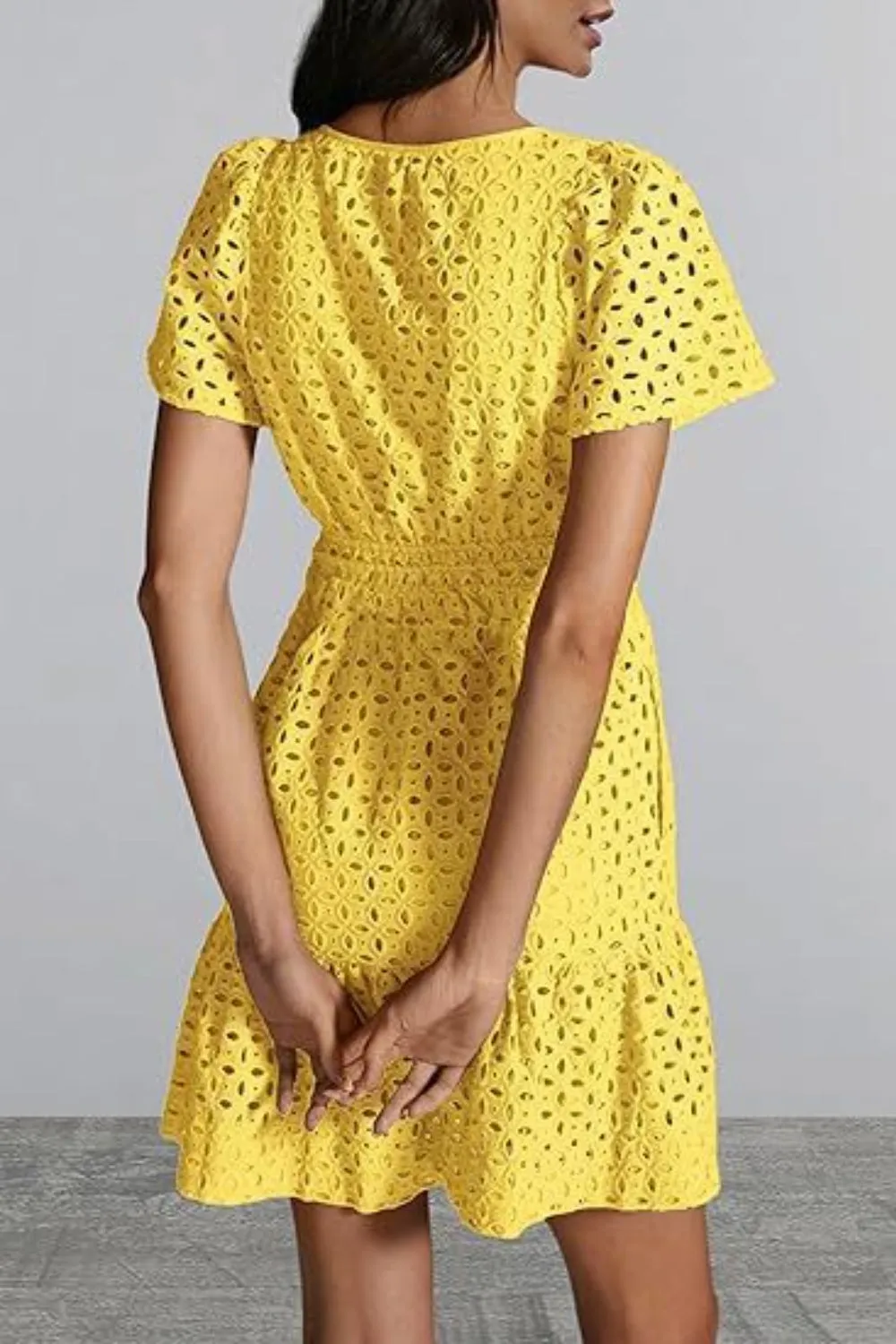 🌼 Eyelet Notched Short Sleeve Mini Dress 🌼