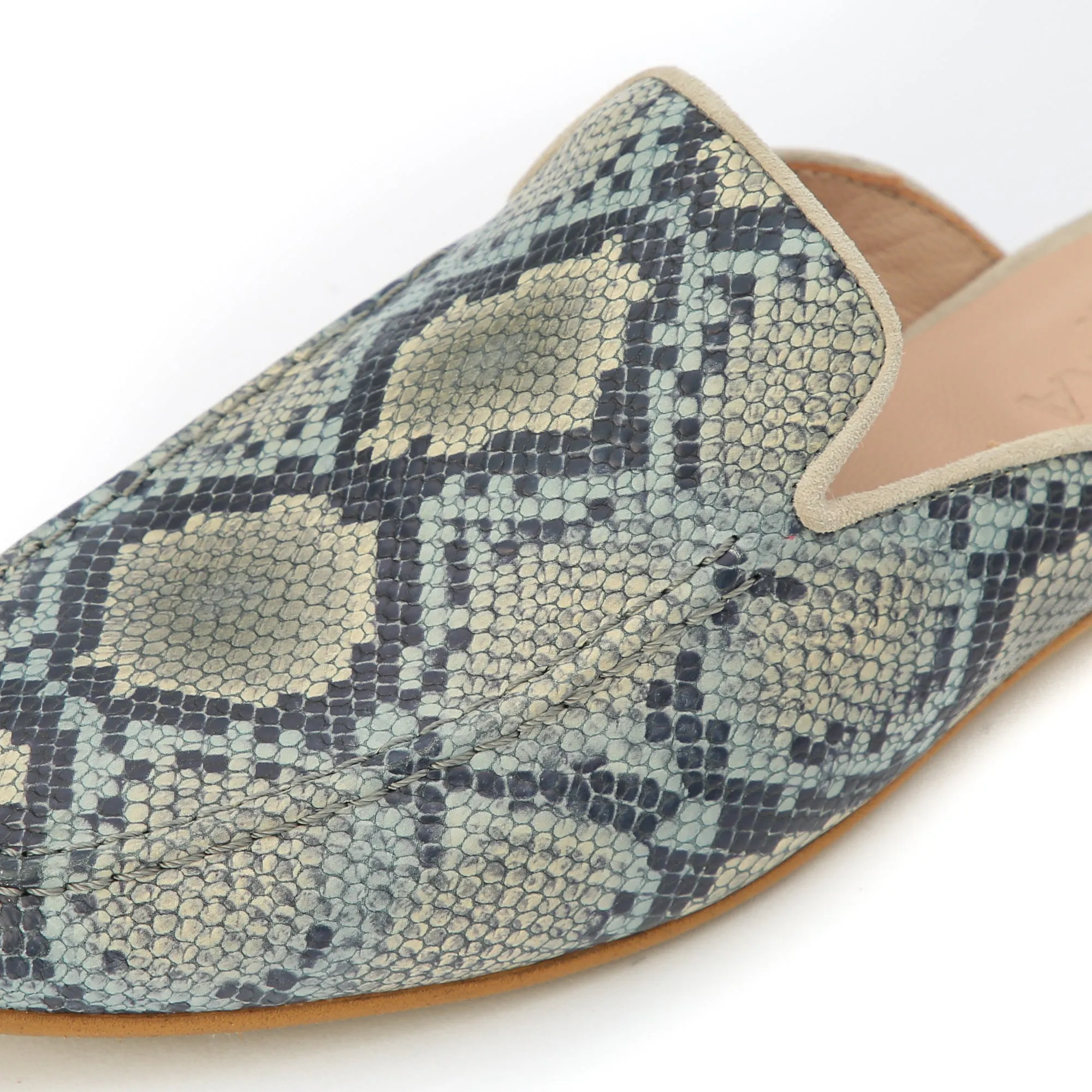 BARBARA slip-on mule - snake light blue