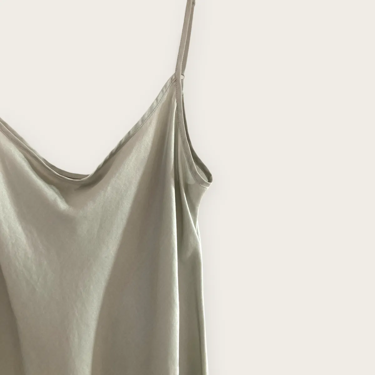 Brazeau Tricot Classic Slip Shiny Dress Muslin