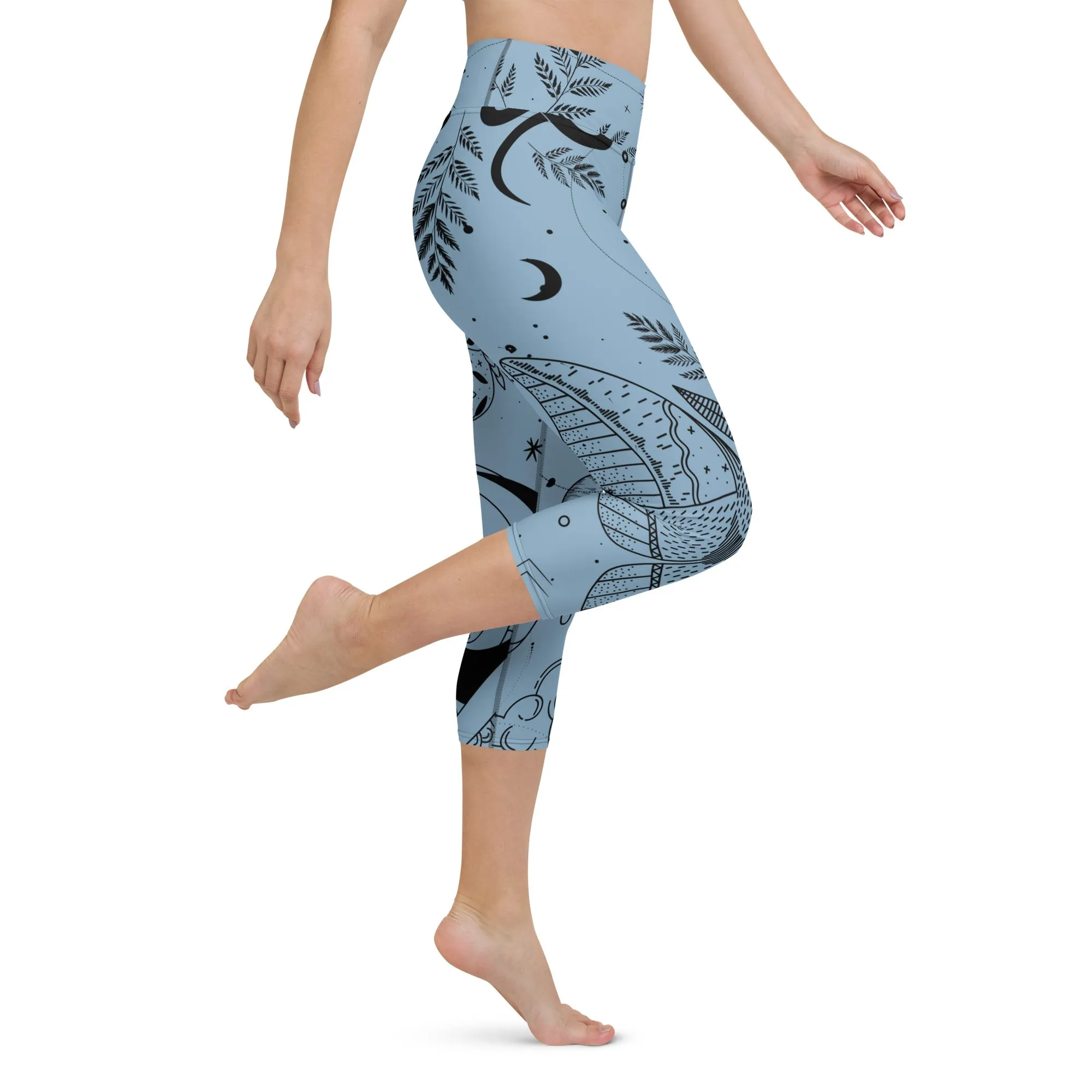 Celestial Design Yoga Capri Leggings Capri Exercise Leggings, lioness-love
