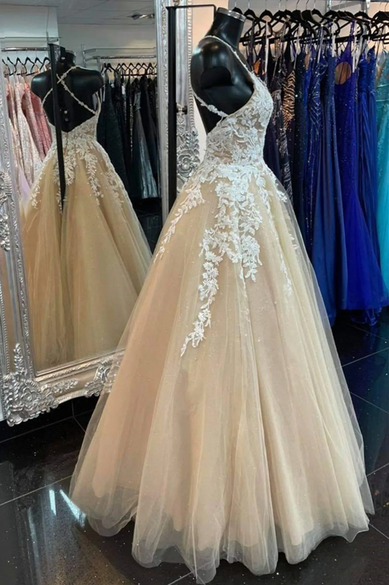 Champagne Spaghetti Strap Tulle Lace Long Backless Prom Dress