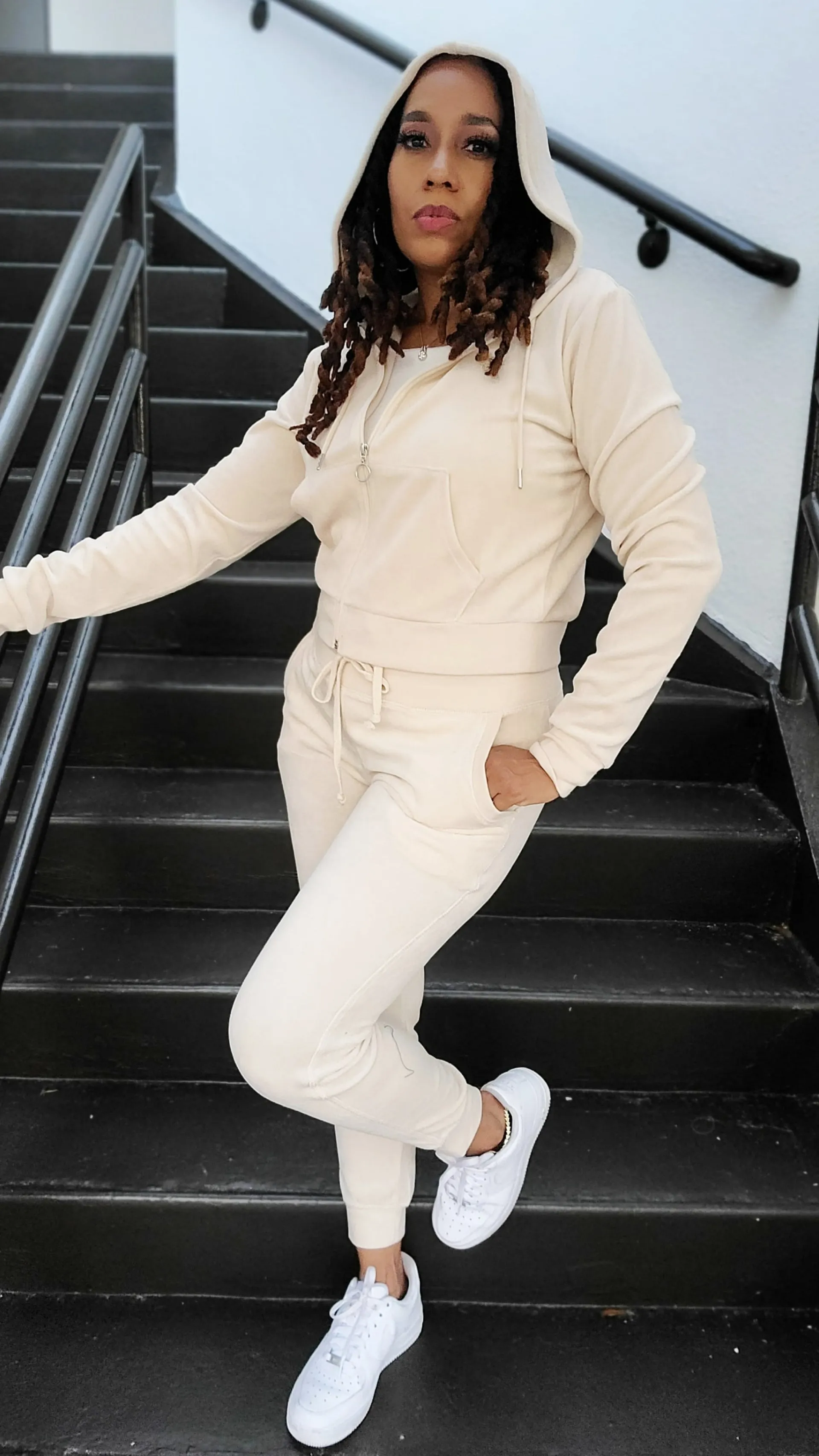 Cozy it Up Velour Jogger Set | Beige