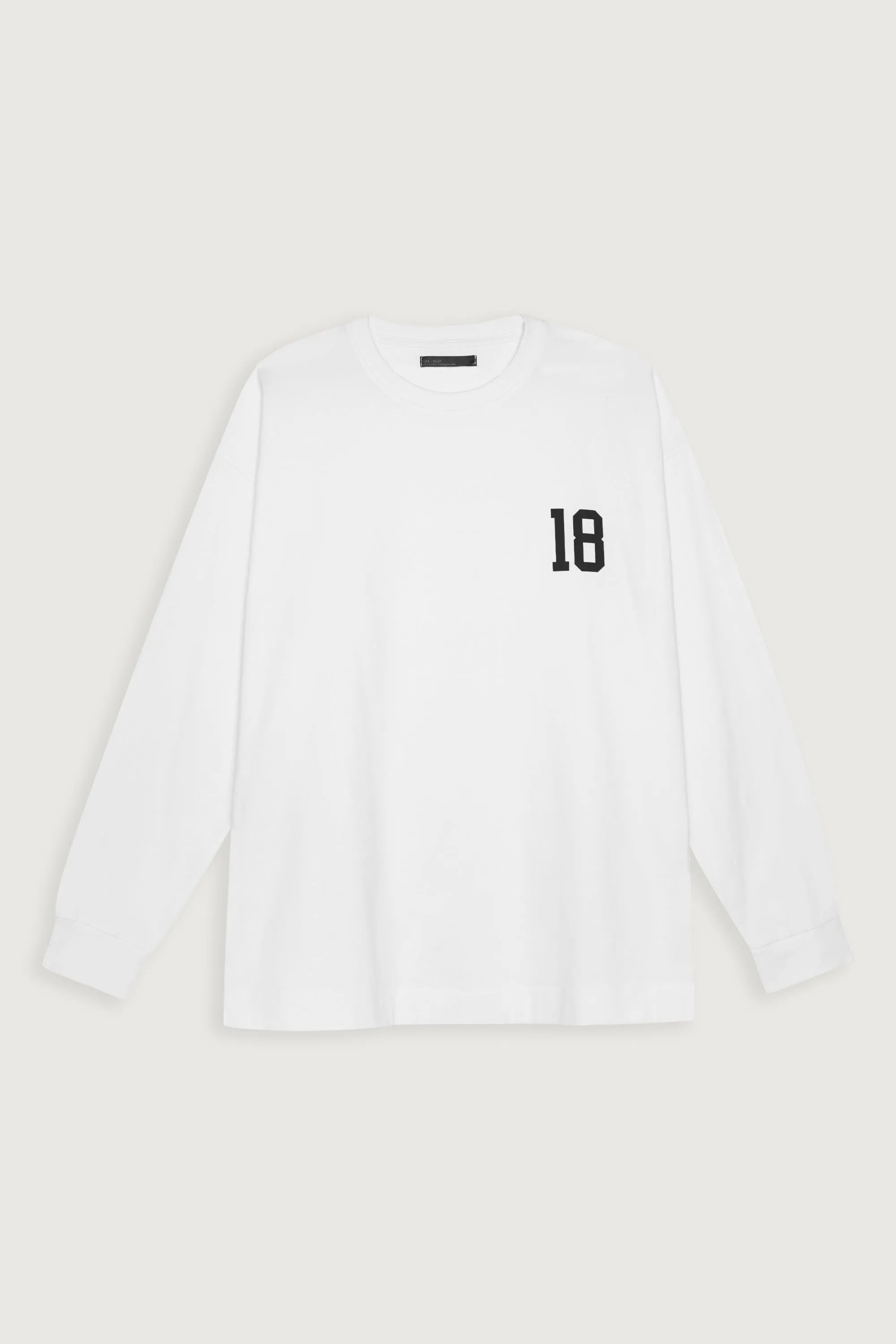 GRAPHIC LONG SLEEVE TOP