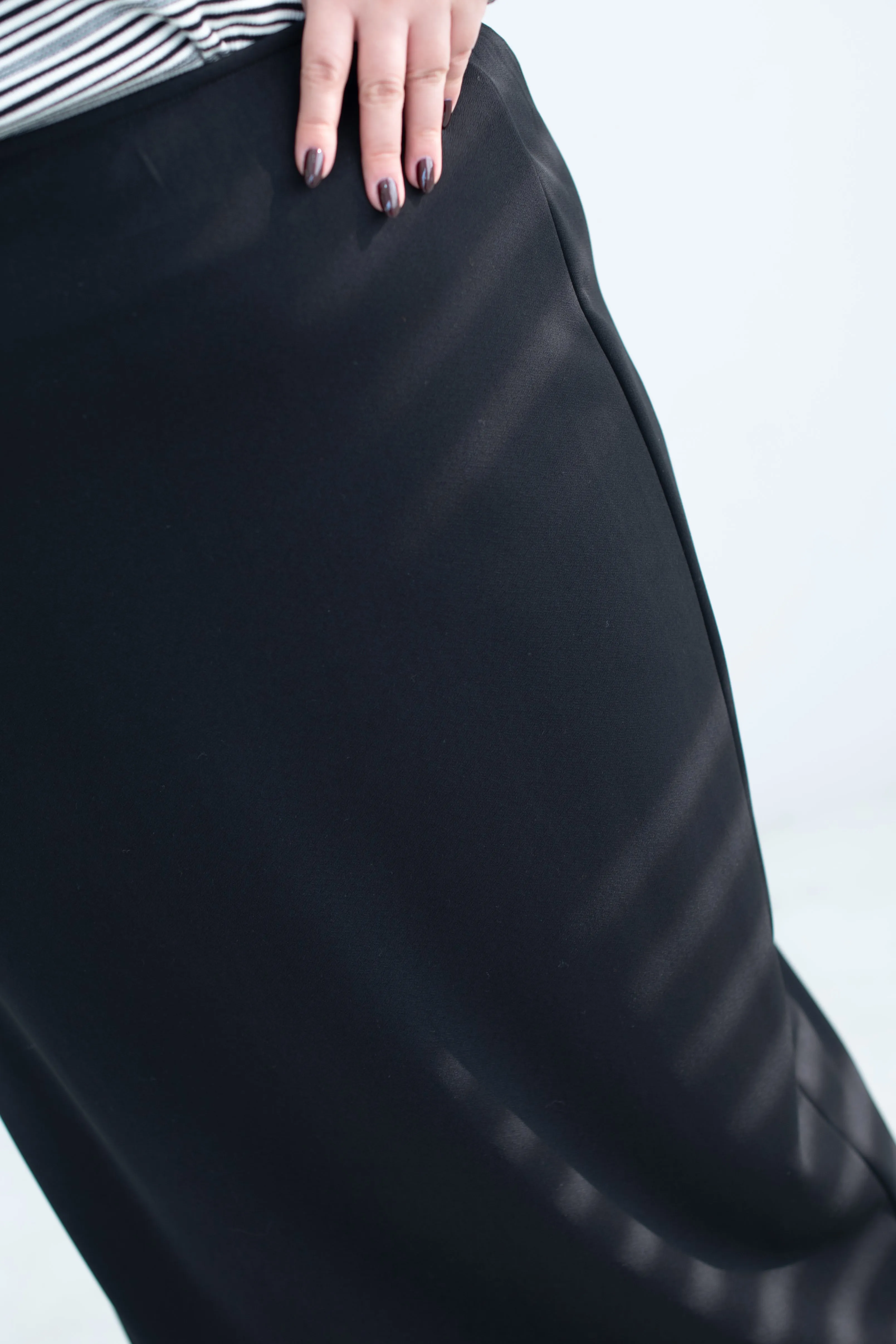 Maxi Pencil Skirt In Black