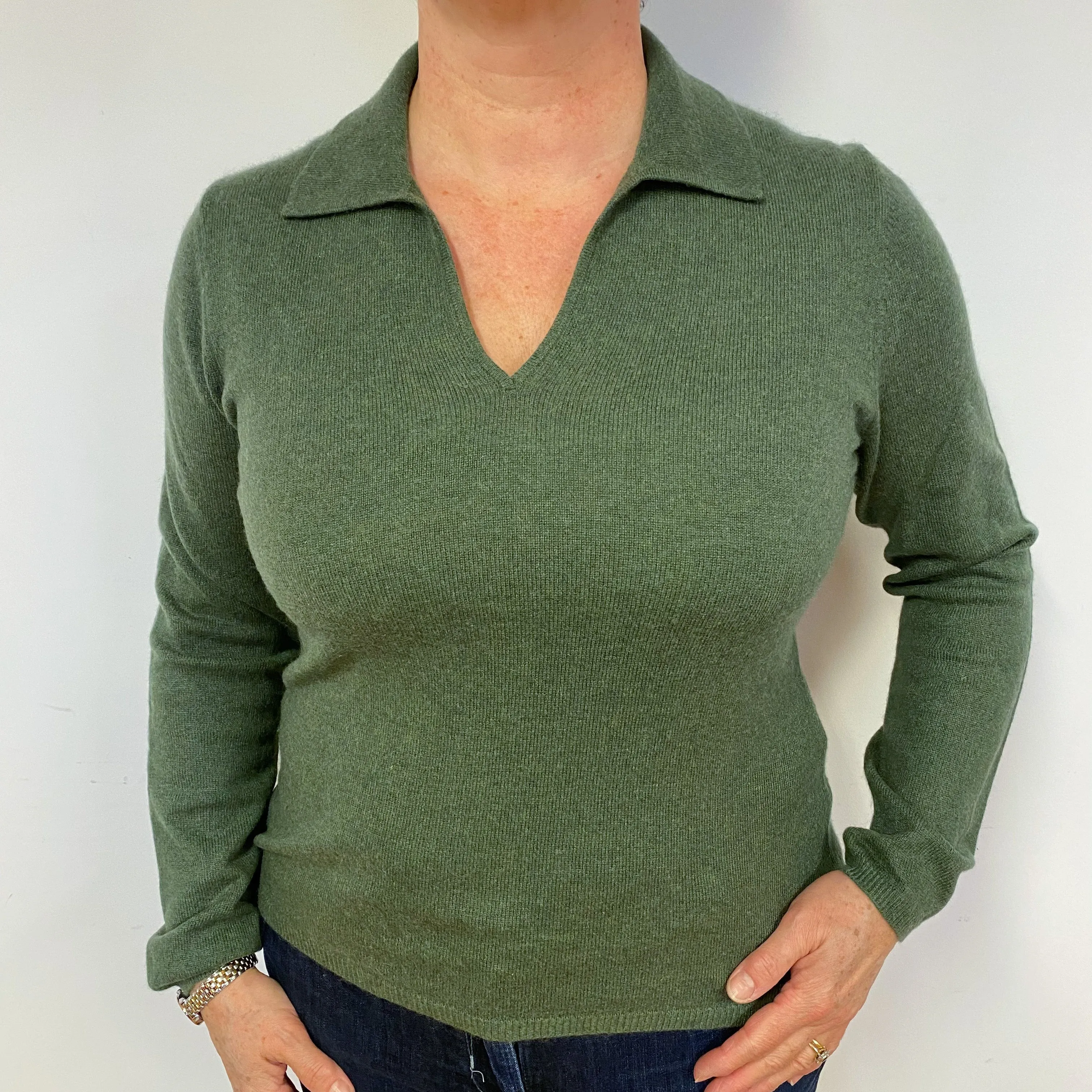 Moss  Green Cashmere V-Neck Jumper Large.
