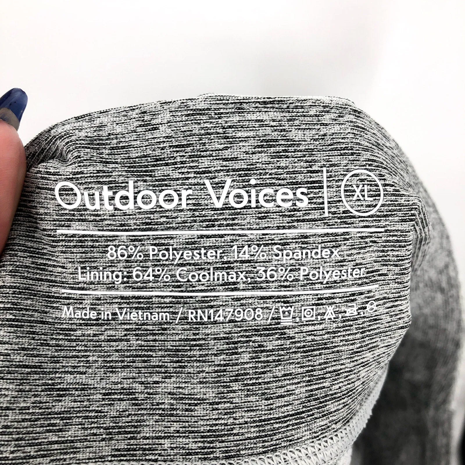 OUTDOOR VOICES Womens Warmup Workout Leggings XL Two Tone Grey 3/4 Length NWT