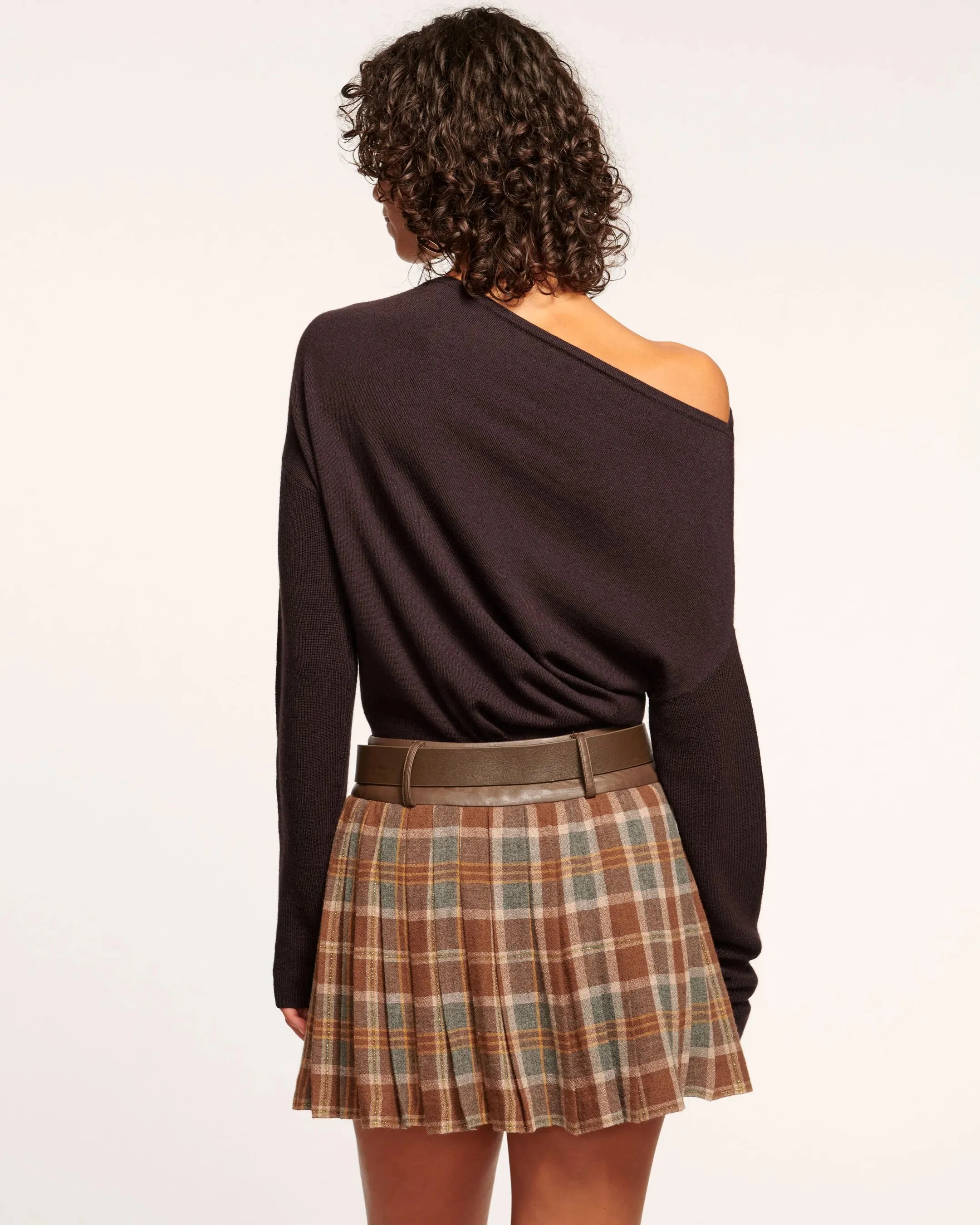 Ra7011 Chocolate Off Shoulder Sweater