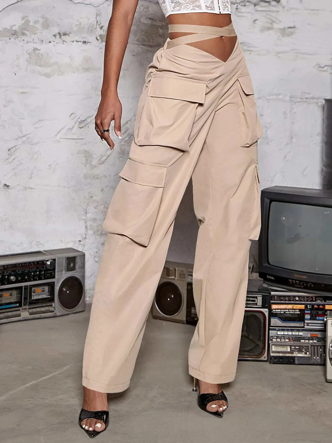 Street V Waist Flap Pocket Side Cargo Pants