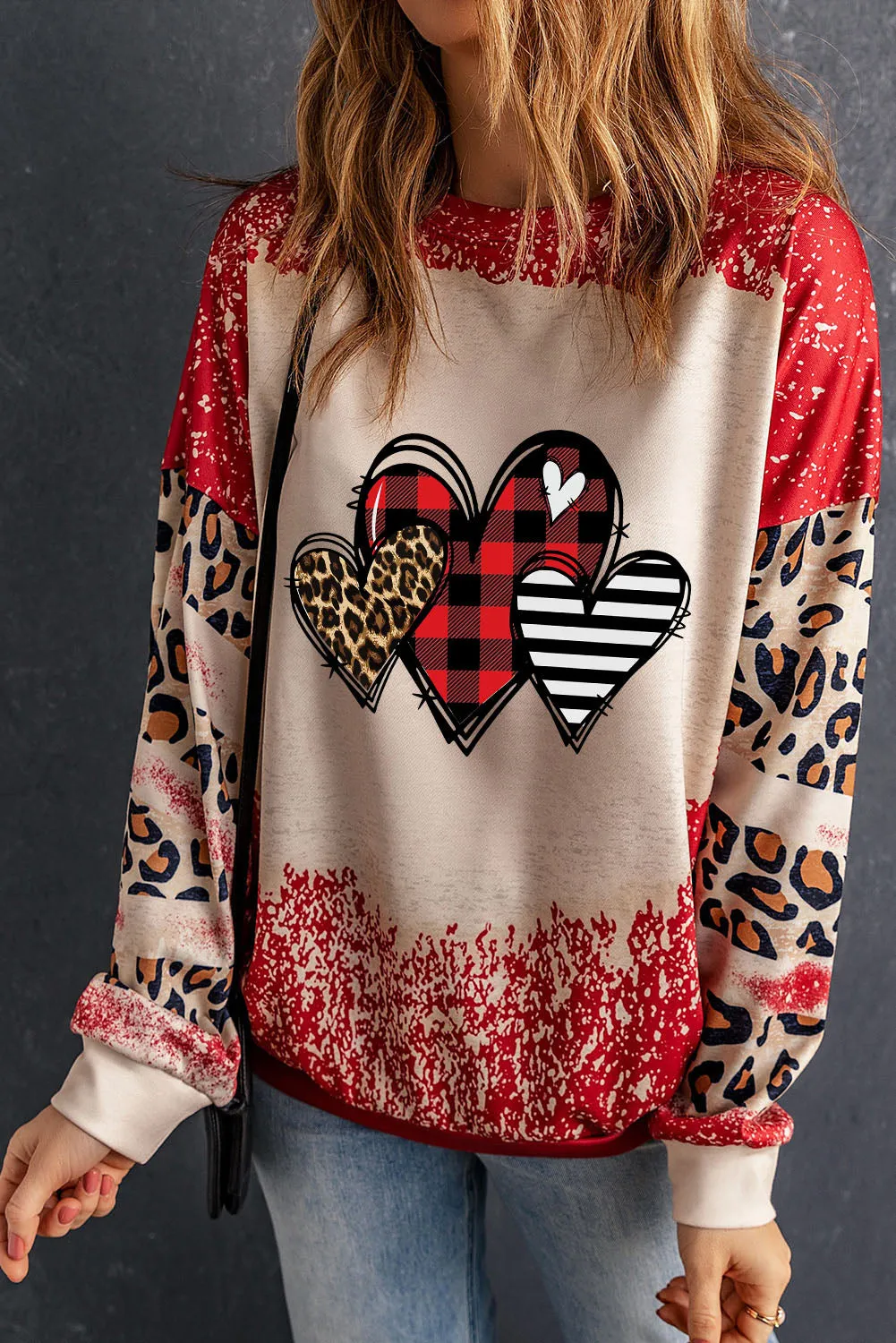 Three Heart Leopard Round Neck Sweatshirt